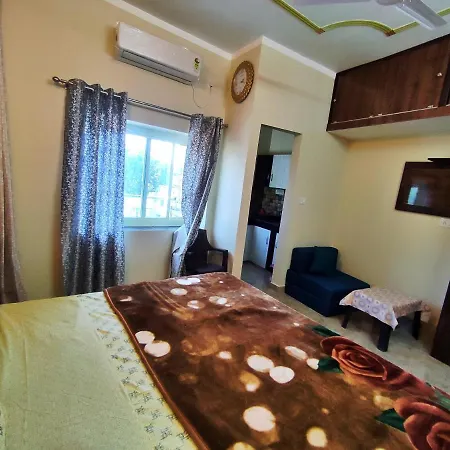 Anandam Home Stay Rishikesh Exterior photo