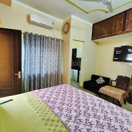 Anandam Home Stay Rishikesh Exterior photo